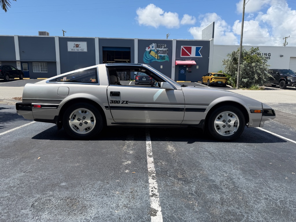 1985 Nissan 300ZX - Photo 6