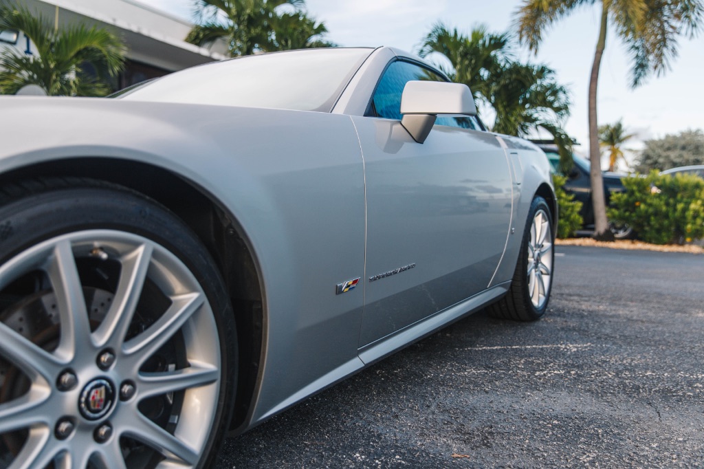 2006 Cadillac XLR V - Photo 18