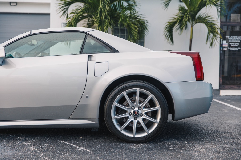 2006 Cadillac XLR V - Photo 29