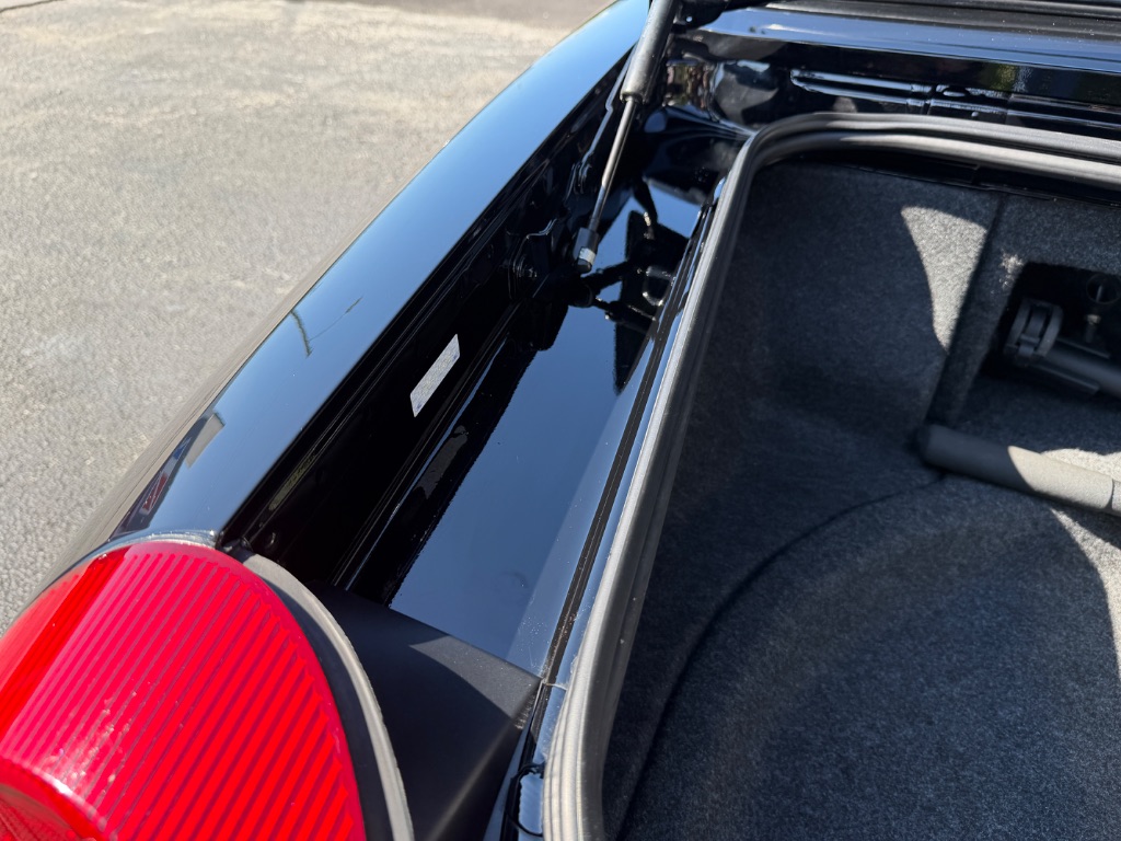 2005 Ford Thunderbird Deluxe - Photo 40