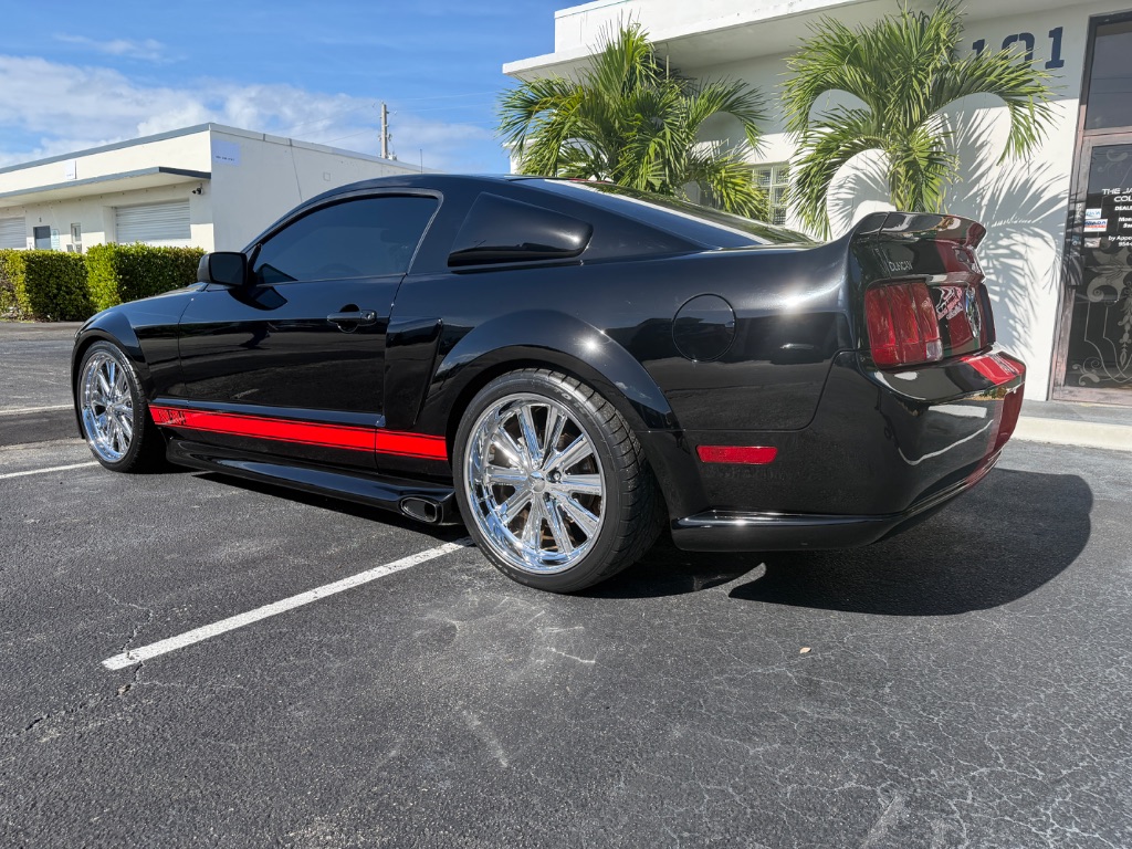 2006 Ford Mustang GT Deluxe - Photo 6