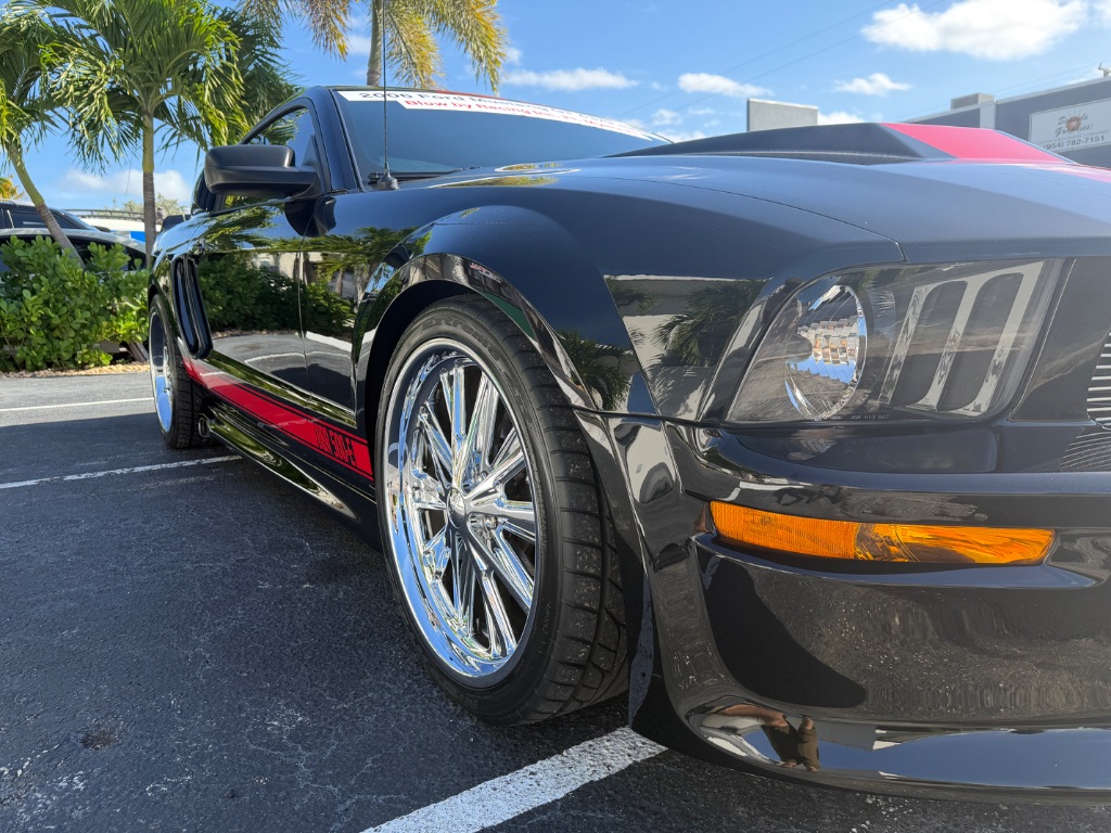 2006 Ford Mustang GT Deluxe - Photo 13