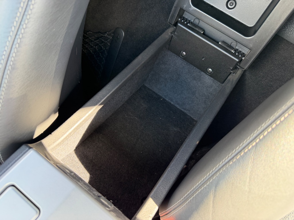 2005 Chrysler Crossfire Base - Photo 33