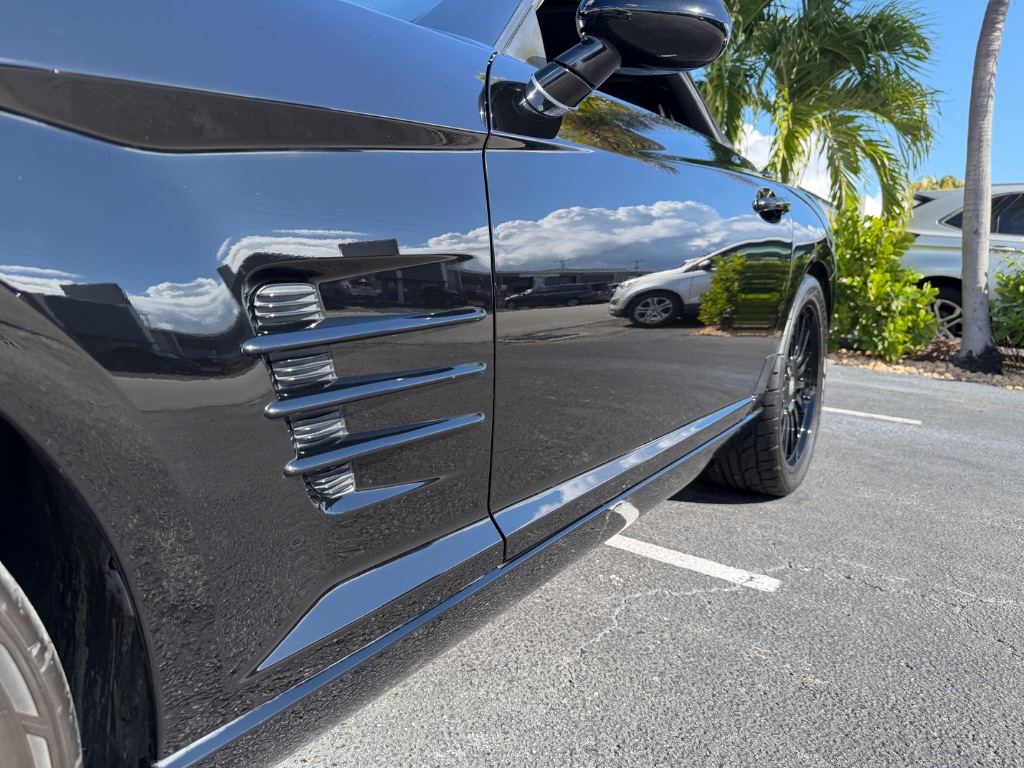 2005 Chrysler Crossfire Base - Photo 10