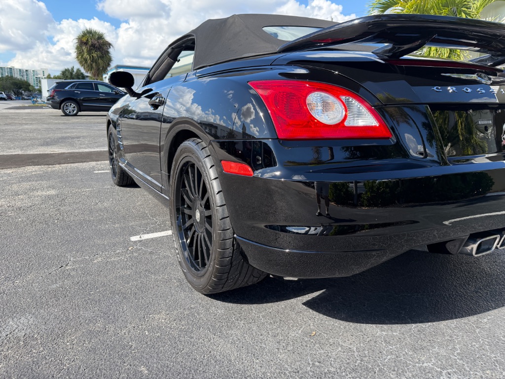 2005 Chrysler Crossfire Base - Photo 12