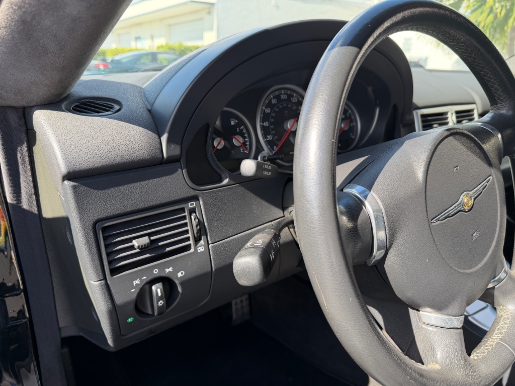 2005 Chrysler Crossfire Base - Photo 26