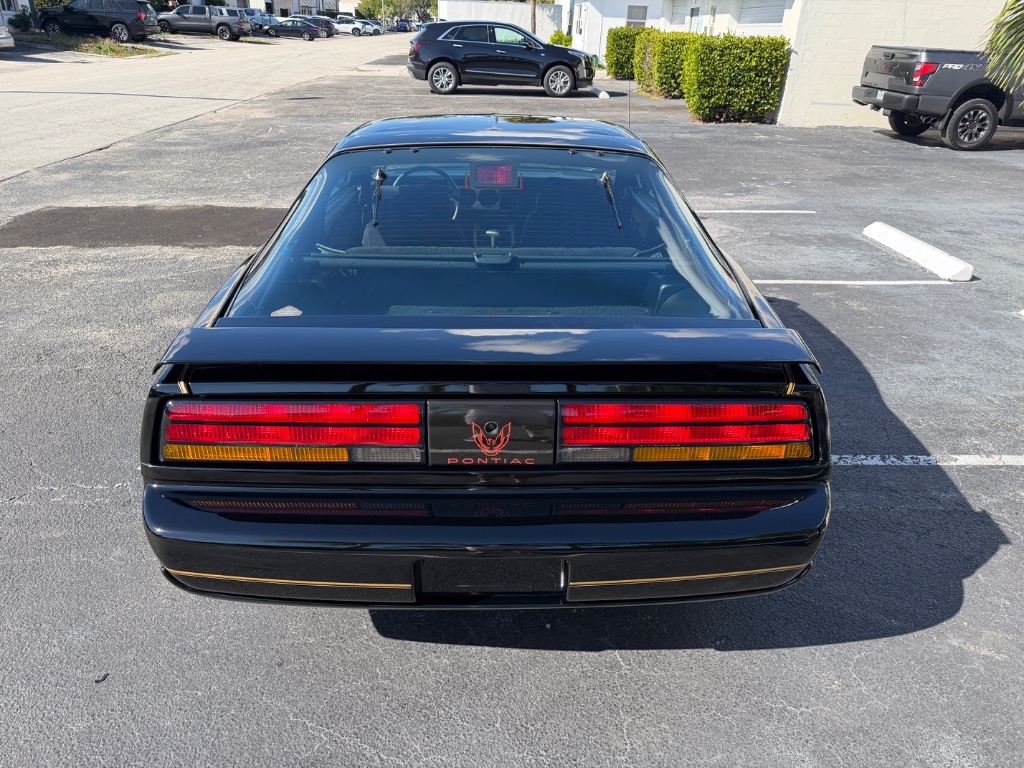 1991 Pontiac Firebird - Photo 17