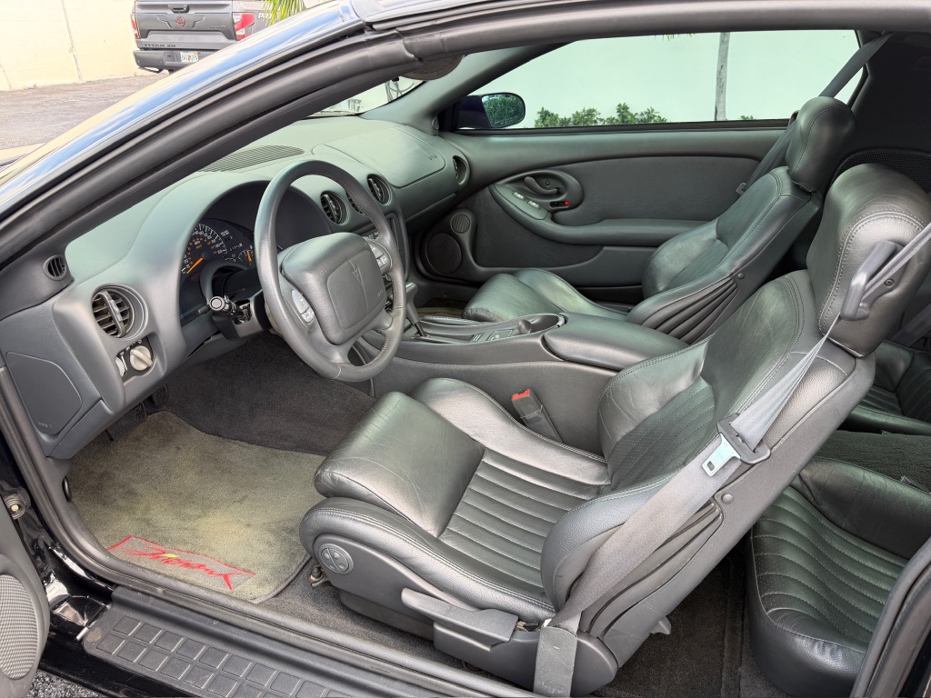 1995 Pontiac Firebird - Photo 22