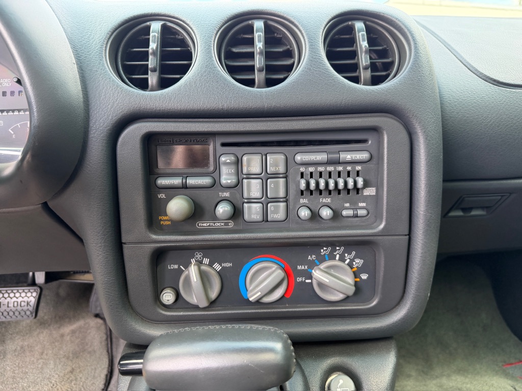 1995 Pontiac Firebird - Photo 30