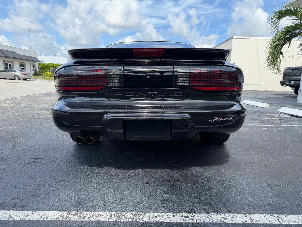 1995 Pontiac Firebird - Photo 11