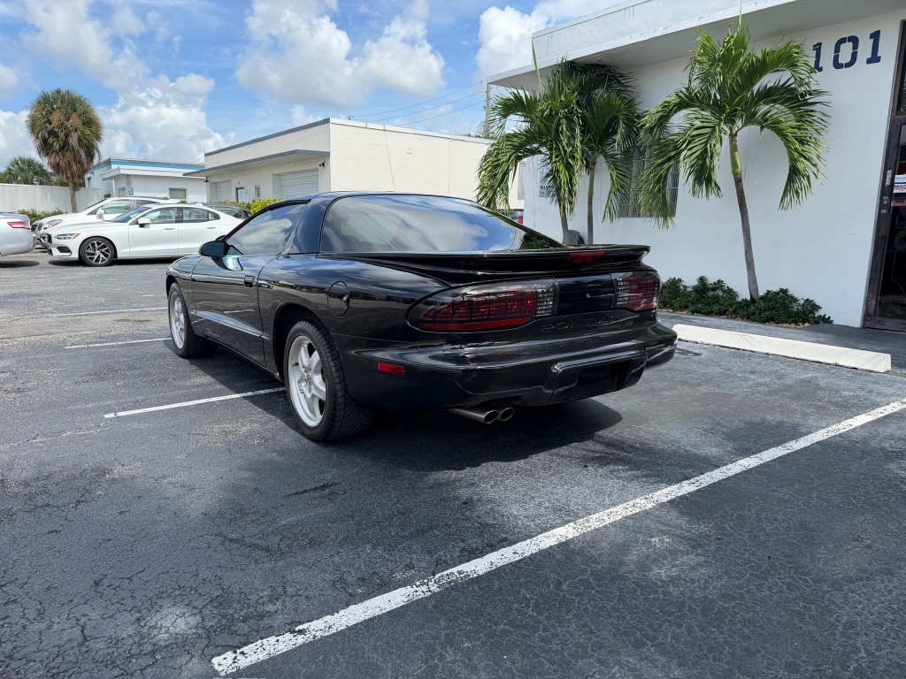 1995 Pontiac Firebird - Photo 12