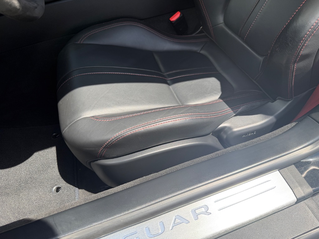 2015 Jaguar F-TYPE Base - Photo 14