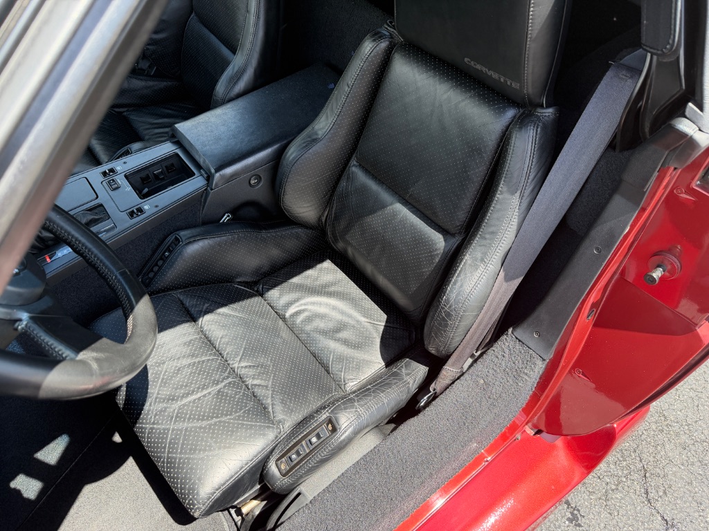 1988 Chevrolet Corvette - Photo 19